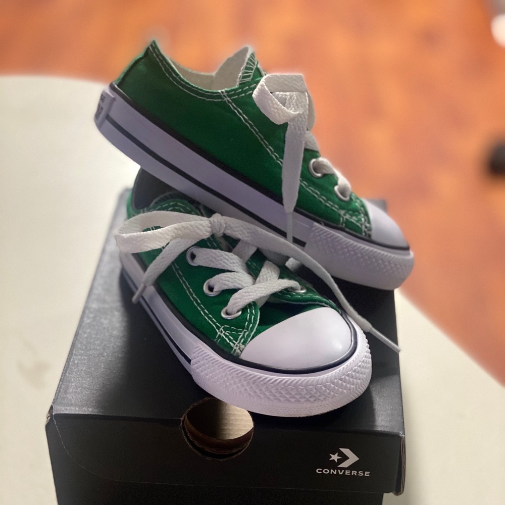 Toddler Converse 6c